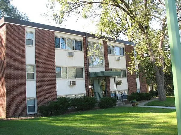 6309 Excelsior Blvd — Photo 1