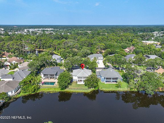4th image of 528 S SEA LAKE Lane