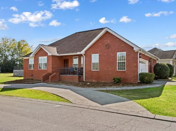 105 Apple Tree Way, Dalton, GA 30721