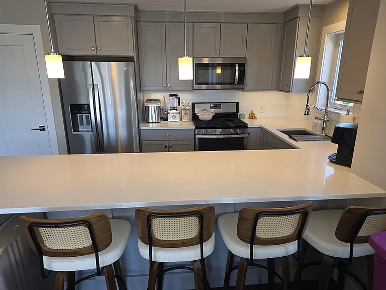 58 Tolman St #4 — Photo 3