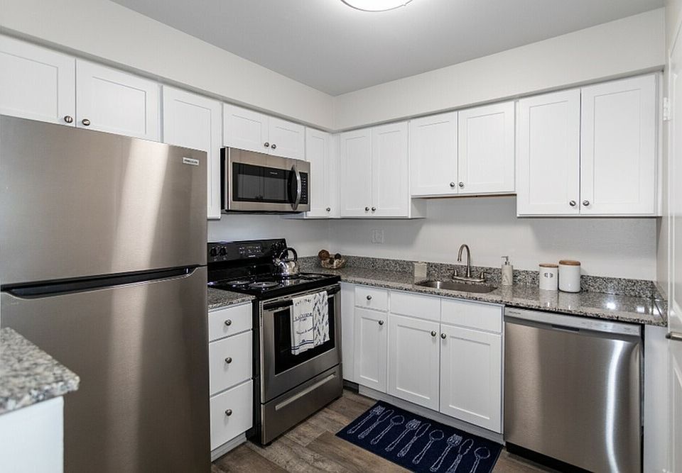 Village Square Kitchen
