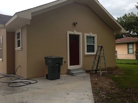 2nd image of 3810 9th Ave