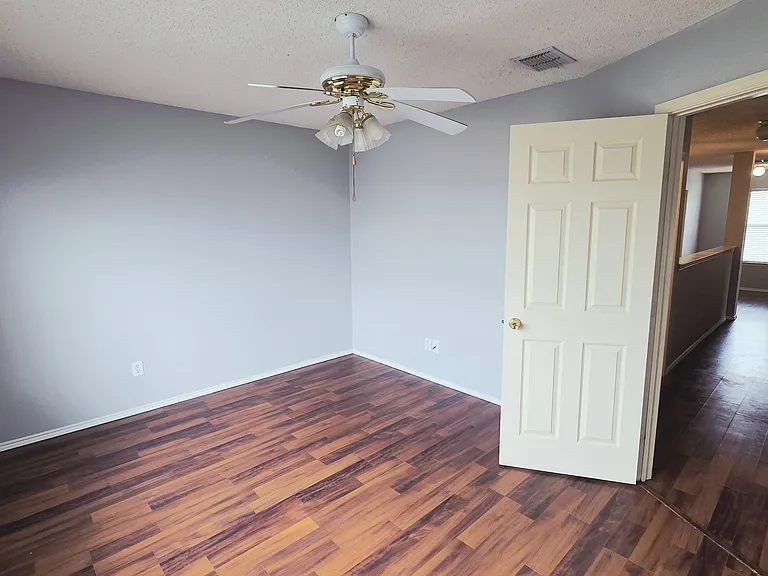 12783 Honey Locust Cir — Photo 20