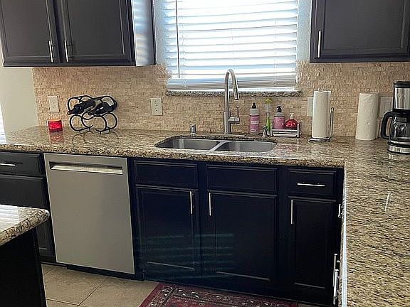 3rd image of 16015 Jaime Knoll Ln
