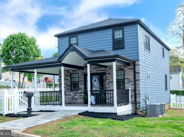 298 Summit Ave, Conshohocken, PA 19428