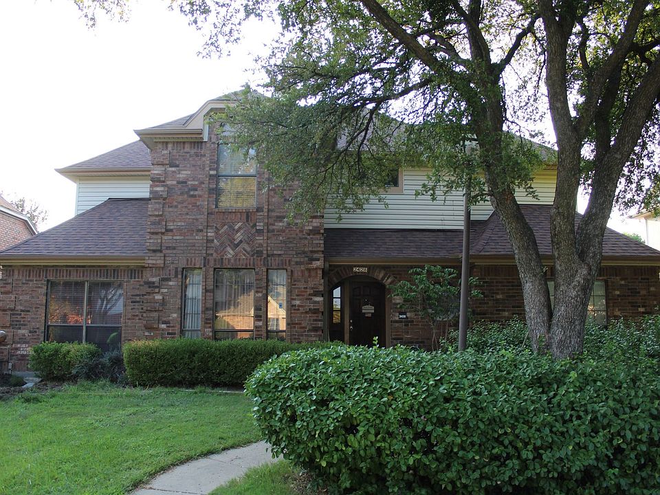 1st image of 2428 Heatherdale Dr