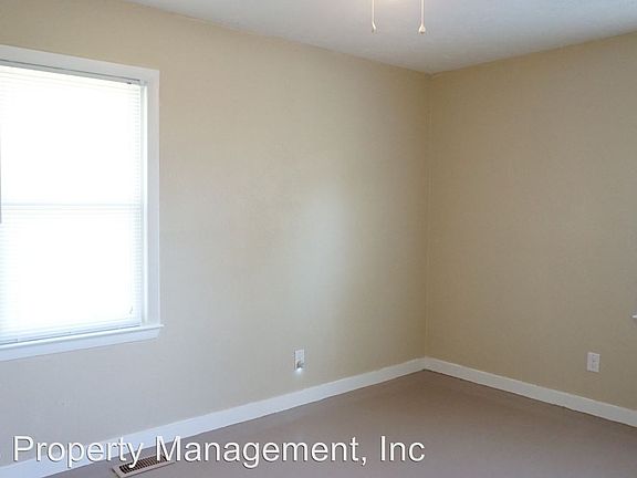 5th image of 128 Peace St