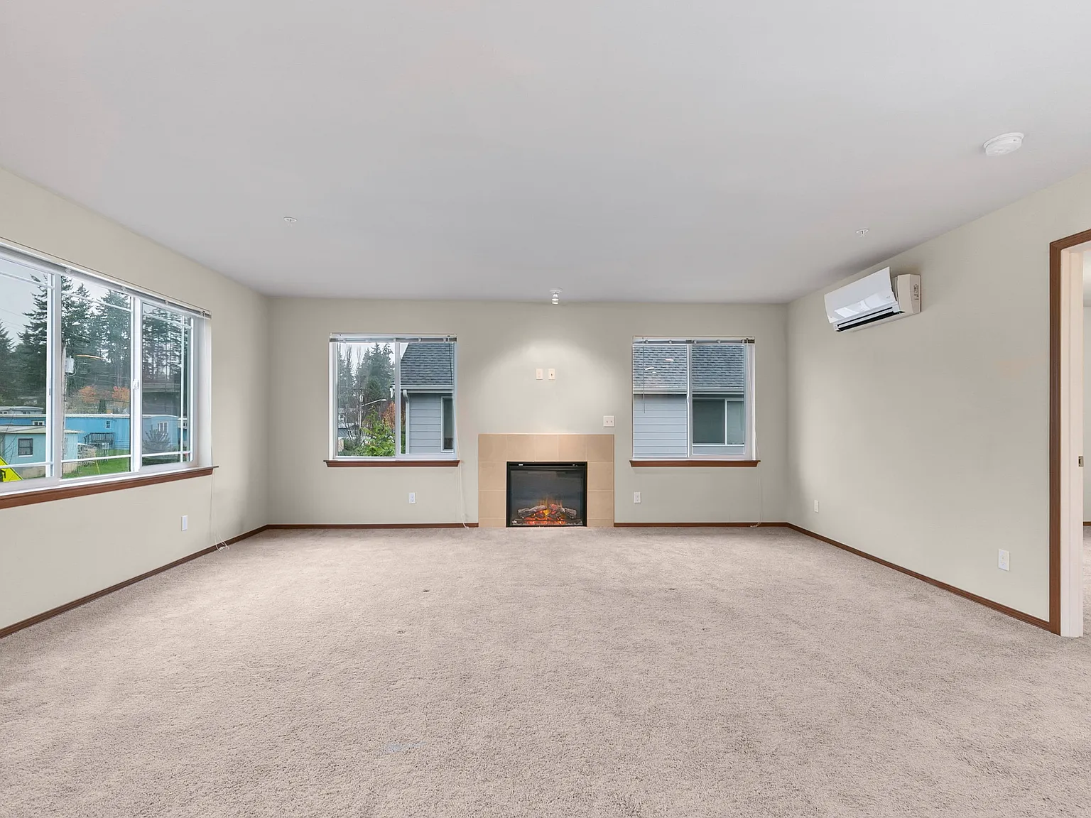 2 bed, 1469 sqft, $2,350 — Photo 4