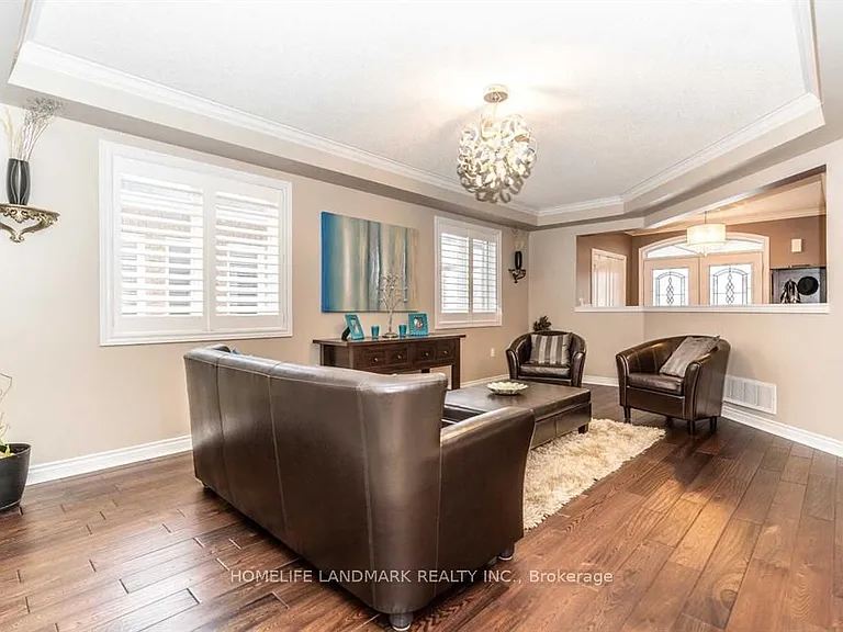66 Woodcock Ave #MAIN UPPER — Photo 6