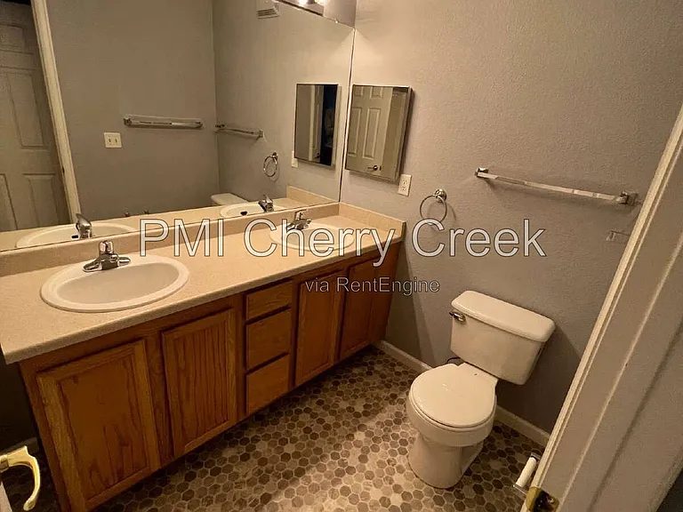 5705 N Genoa Way #208 — Photo 20