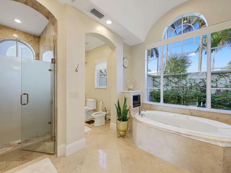 408 Fisher Ln — Photo 45