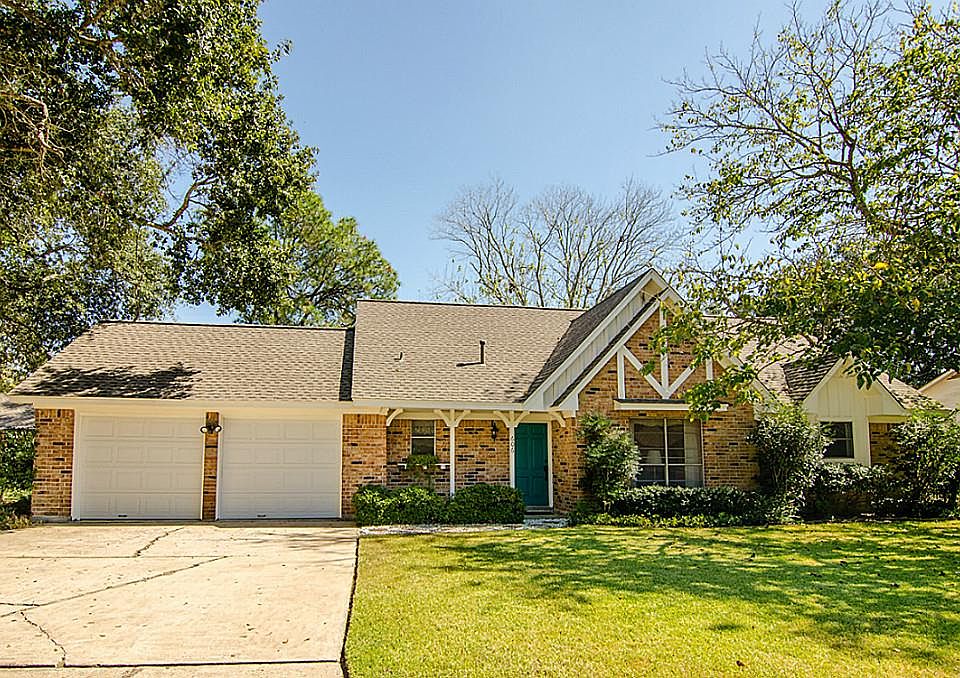 1st image of 606 Hereford Dr
