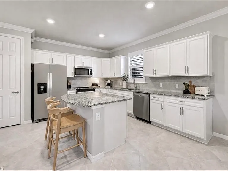 3564 E Hampton Cir #1 — Photo 9