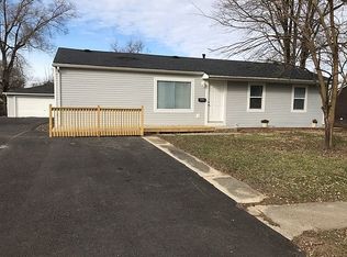 319 Geissler Dr, Lockport, IL