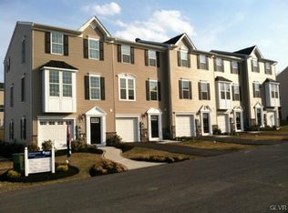 20 Yellow Rose Ln #S2, Palmer, PA 18045