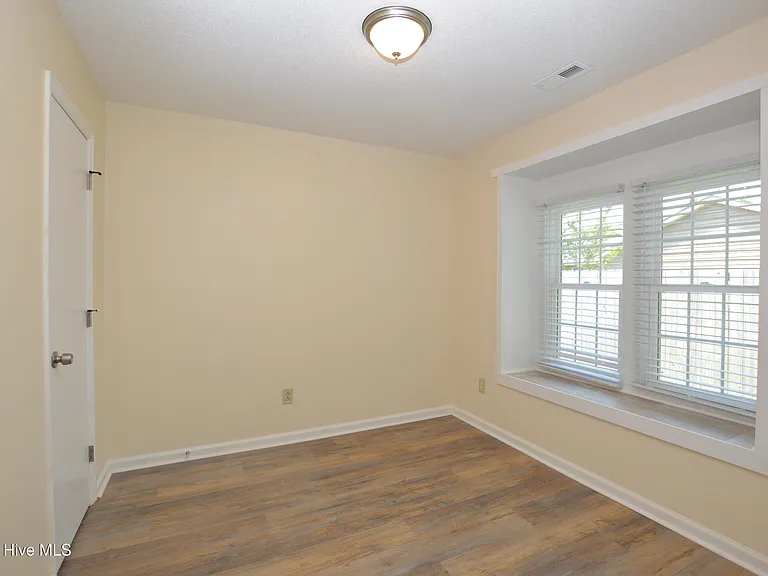 3011 Foxhorn Rd — Photo 13