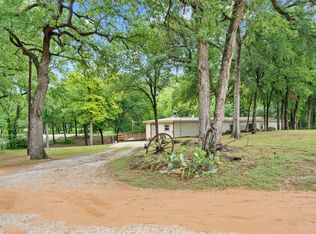 1001 Green Tree Dr, Weatherford, TX 76087