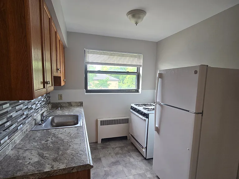 Boudinot Apartments — Photo 20