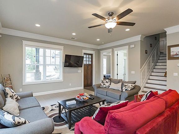 5th image of 101 13th Avenue Cir