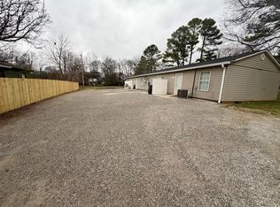 501 W Avalon Ave APT C, Tuscumbia, AL 35674