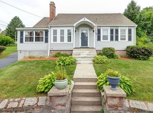 6 5th Ave, Dudley, MA 01571