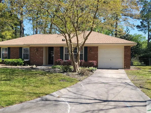 4 Prince Charles Court, Savannah, GA 31406