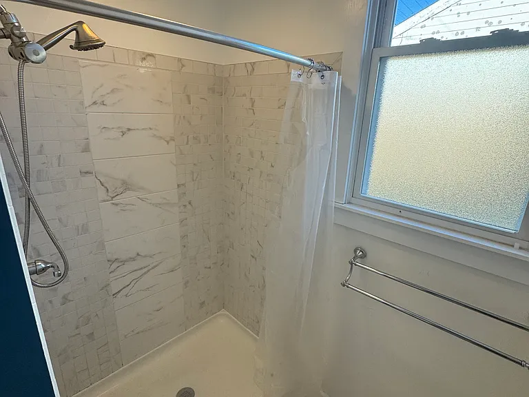 210 Cavitt Ave #1 — Photo 9