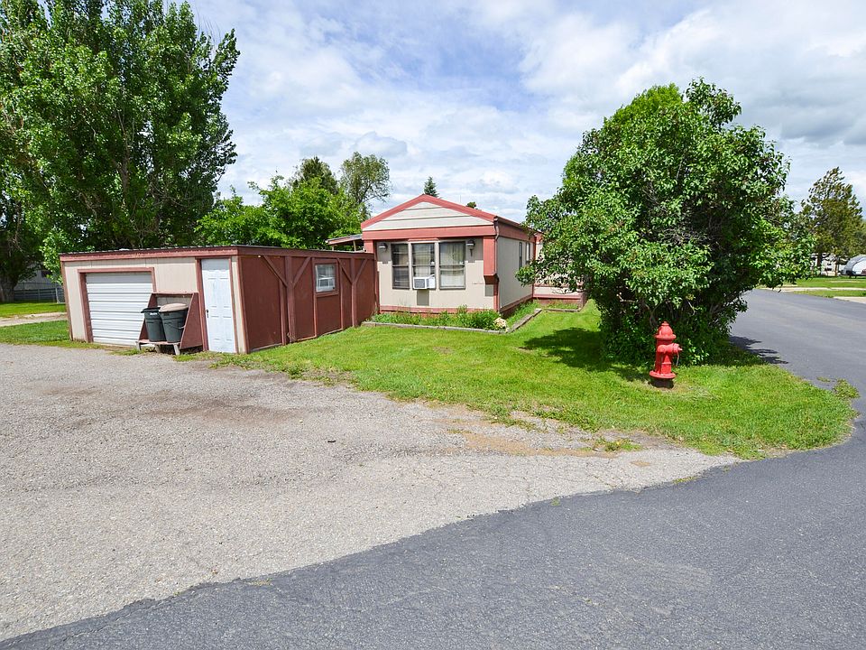 1st image of 702 Fergus Ave