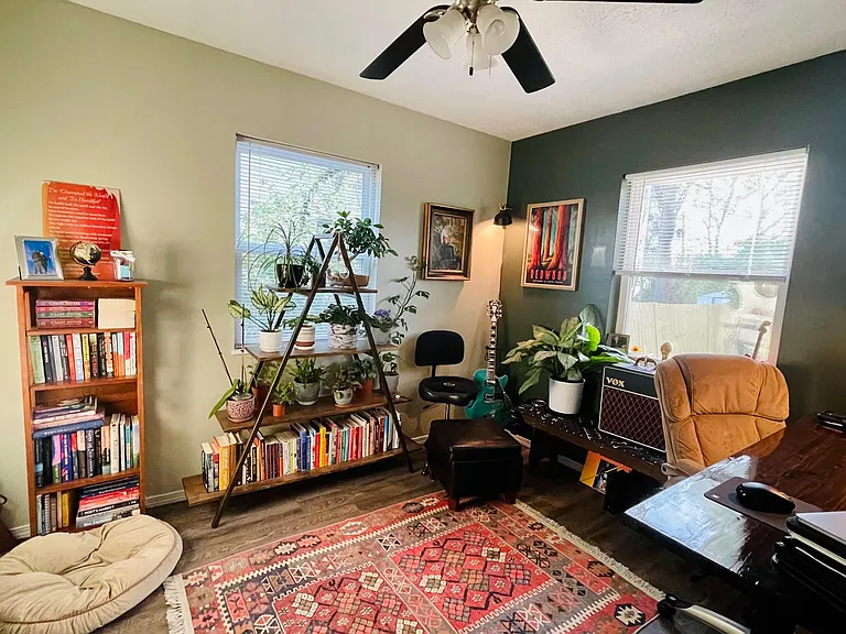 305 Lindy Blvd — Photo 8