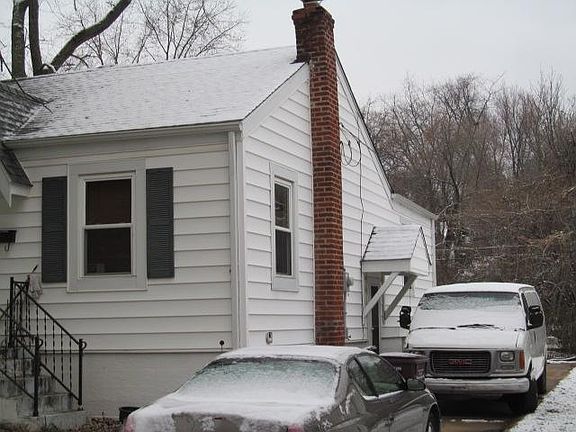 2nd image of 9720 Gerling Pl