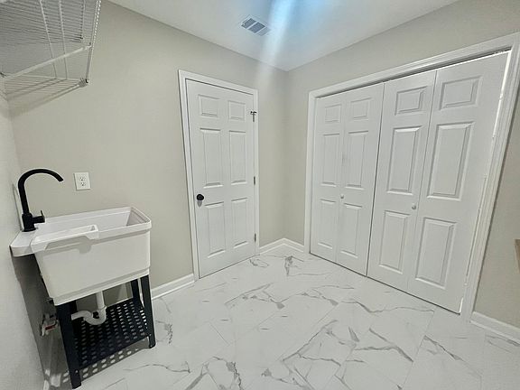 5th image of 4363 Indian Forest Rd