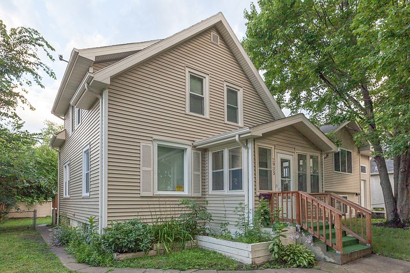 1st image of 2935 Sheridan Ave N
