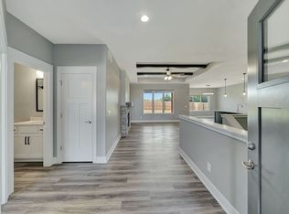 8707 S 51st St, Lincoln, NE 68516