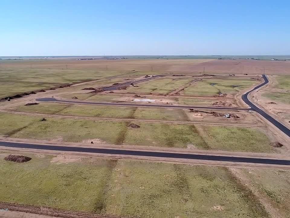 2nd image of 20421 Firefly Ln
