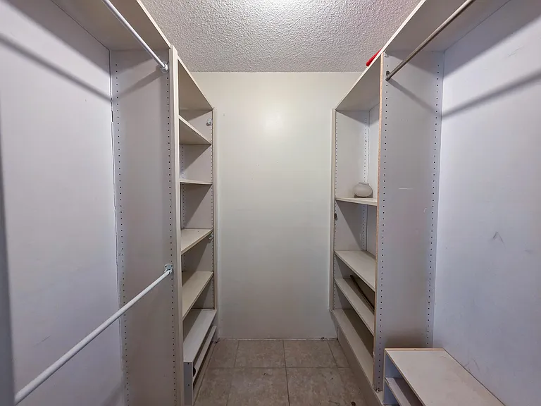 832 Blue Ridge Cir — Photo 7
