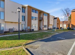 125 Hampton Club Dr #6, Hampton, VA 23666