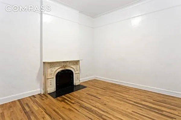 Rented by Compass | media 7