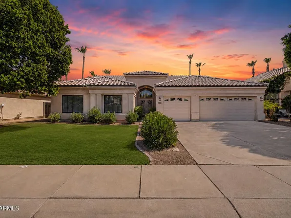 1837 E MONARCH BAY Drive, Gilbert, AZ 85234