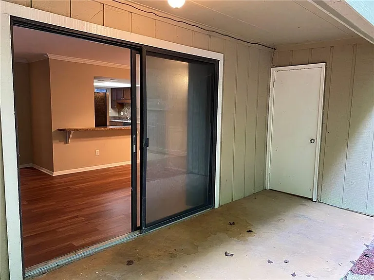 2207 Surrey Ct SE — Photo 21