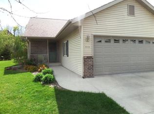 1013 Broadway St, Sheboygan Falls, WI 53085