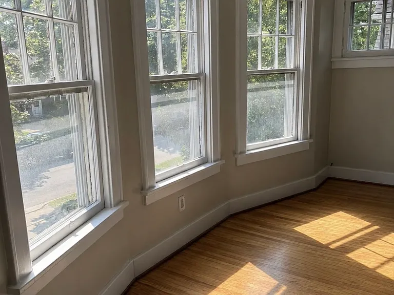 15 Hamilton Dr #2 — Photo 2