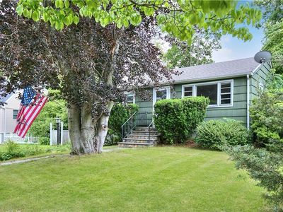 17 Sleepyhollow Drive, Norwalk, CT, 06851