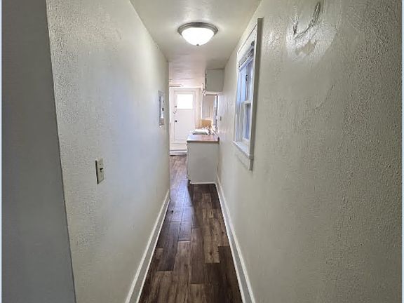 3rd image of 173 N Monroe St #3