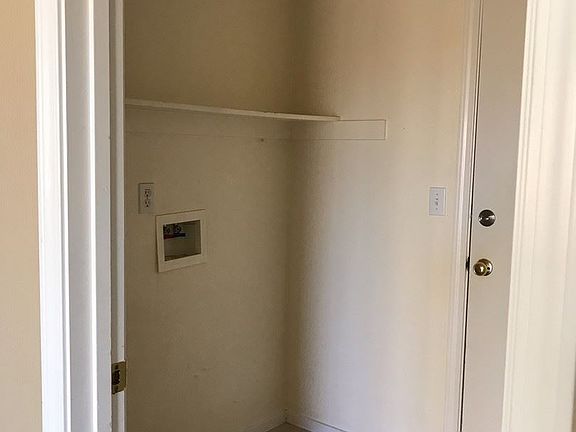 5th image of 9379 Granite Falls Ct