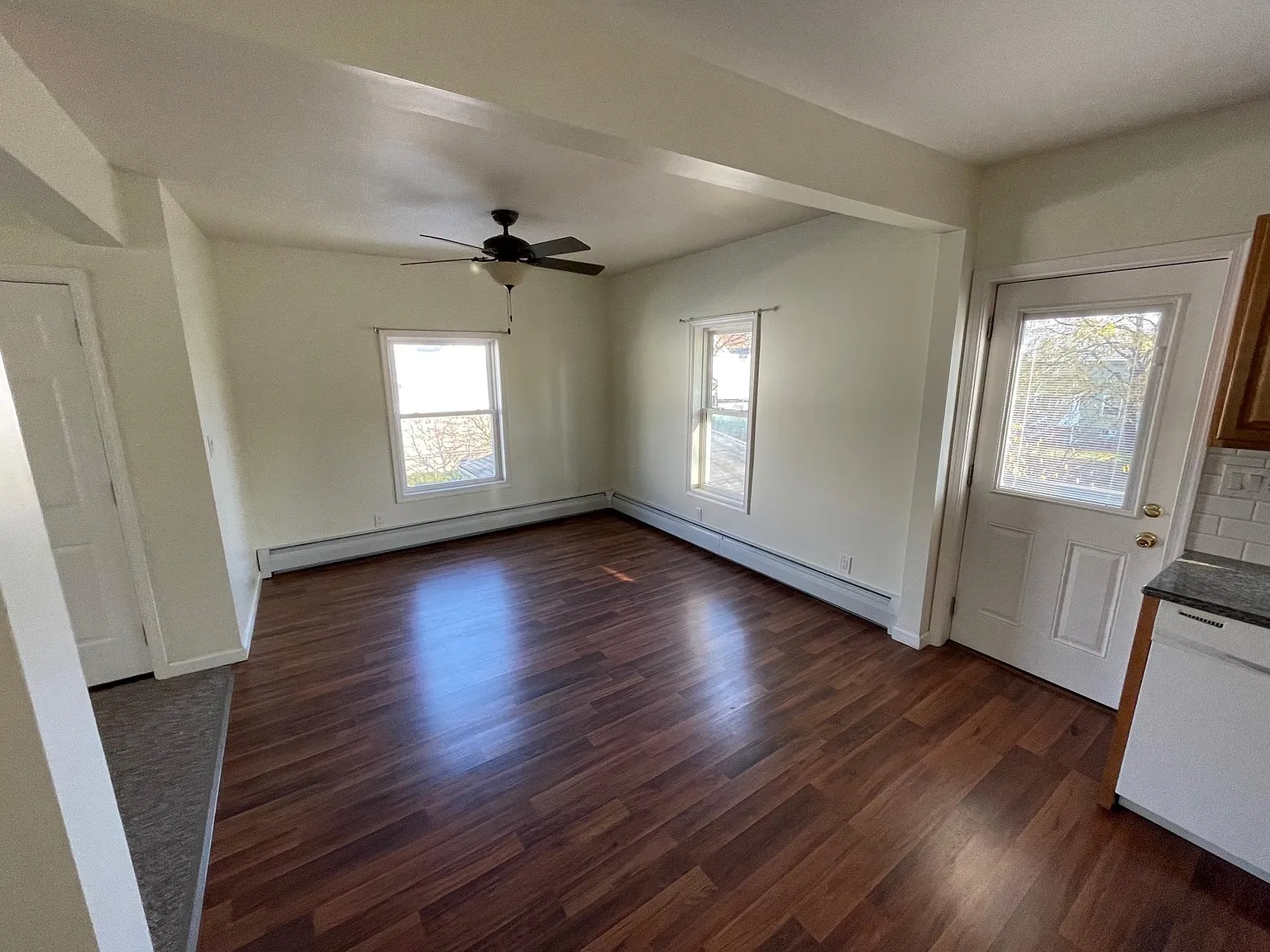 2 bed, 1200 sqft, $1,450 — Photo 3