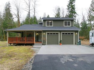 37425 W Lake Walker Dr SE, Enumclaw, WA 98022