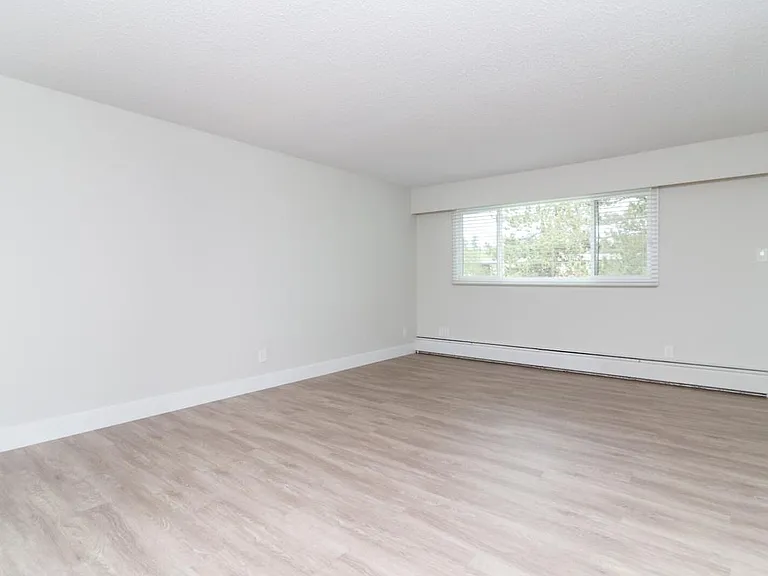 149 Wakesiah Ave — Photo 16