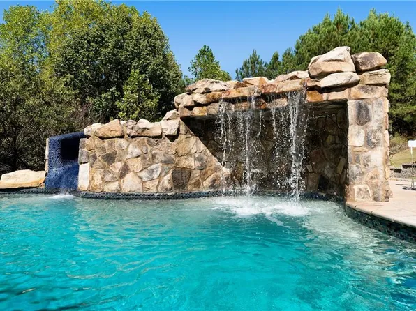 5 Greywood Ln SE, Cartersville, GA 30120