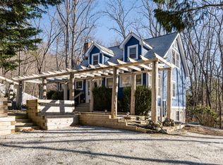 10 Pickens Ln, Weaverville, NC 28787