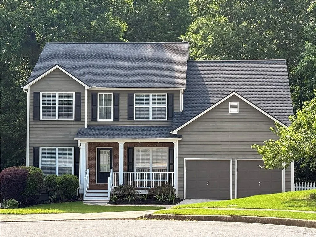 5 bed, 3.0 bath, 2885 sqft, $2,850 — Photo 1
